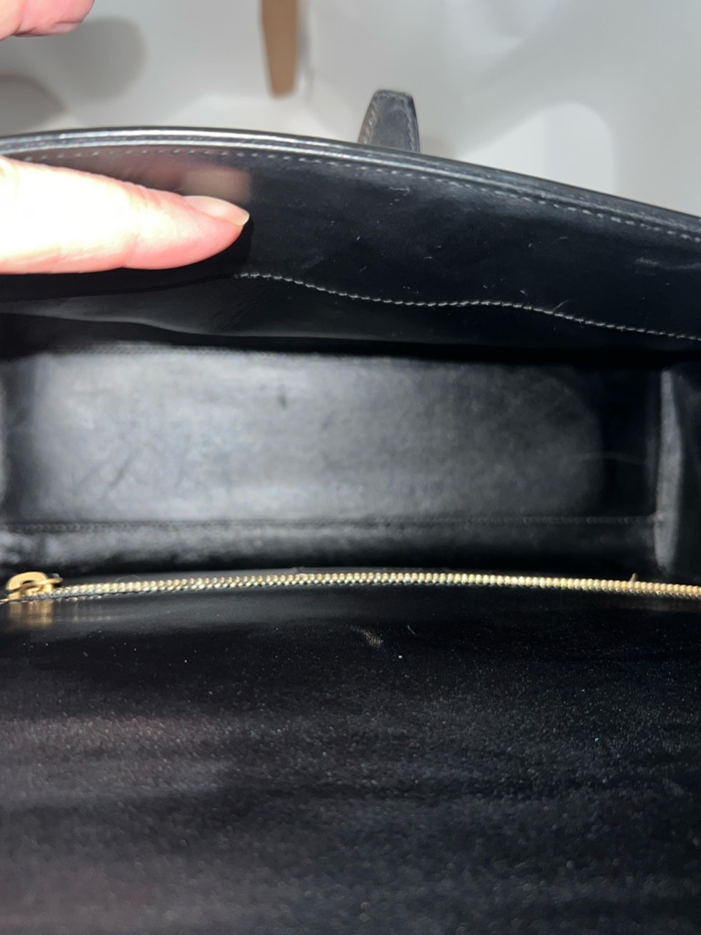 Saint Laurent Le Fermoir Top Handle Bag - Picture 7 of 8